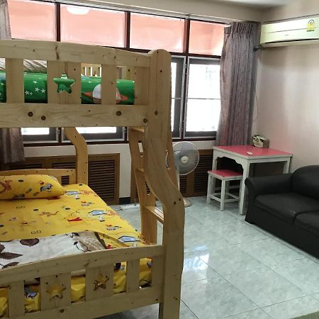 20m² studio Appartement, met 0 privé badkamer in Khon Kaen Winkelcentrum Buitenkant foto