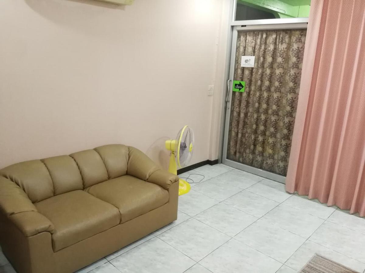 20m² studio Appartement, met 0 privé badkamer in Khon Kaen Winkelcentrum Buitenkant foto